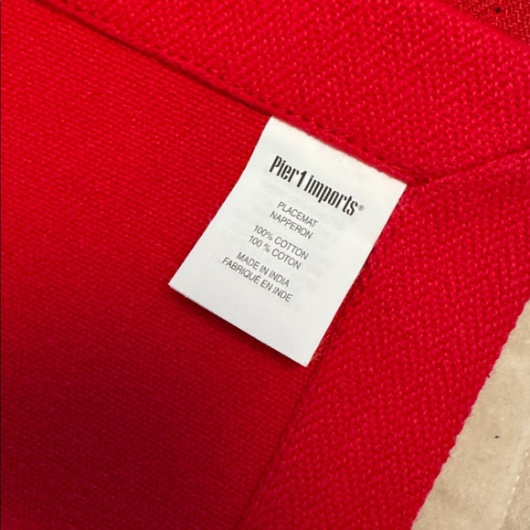Pier 1 Red Cotton Placemats & Napkins *New ✨ - Picture 2 of 4